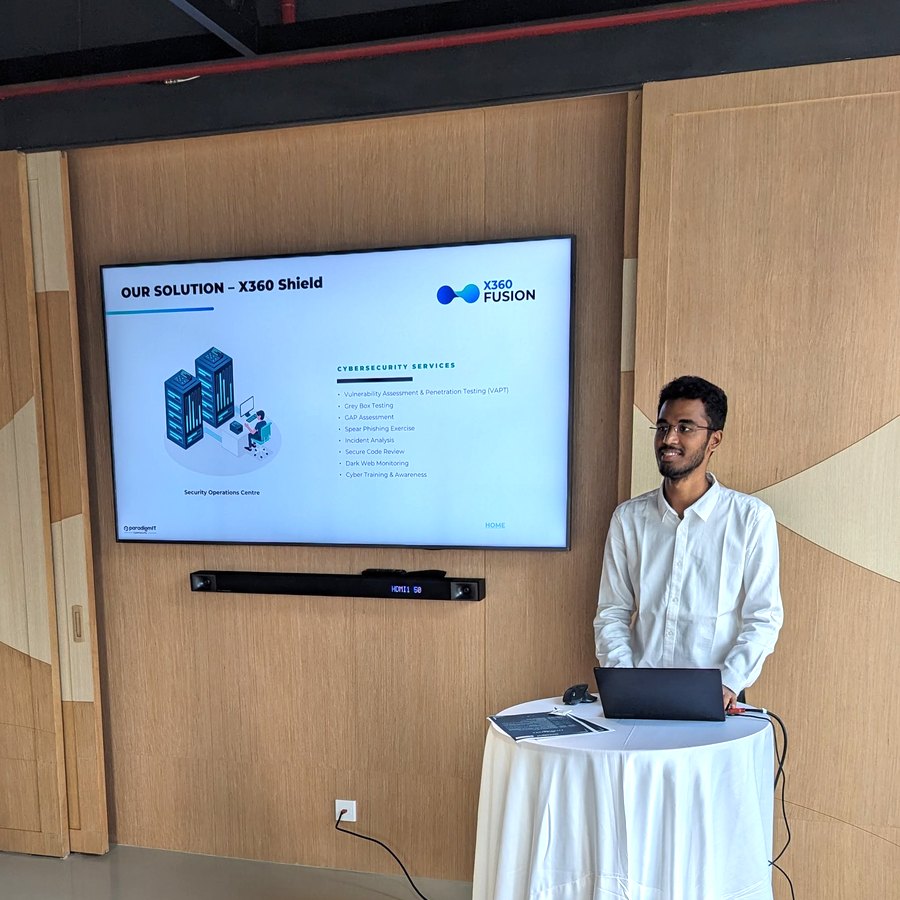 Presenting IronKlad, the endpoint detection product, at ParadigmIT.